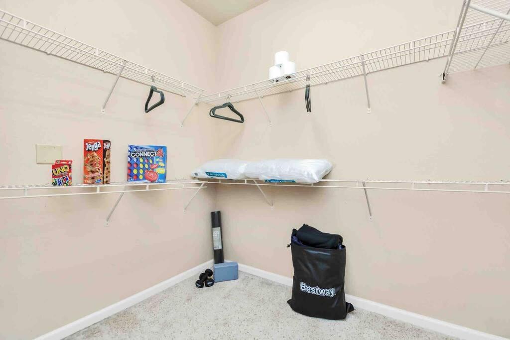 Modern Condo Near Texas Medical Center W Free Parking Houston Exterior foto